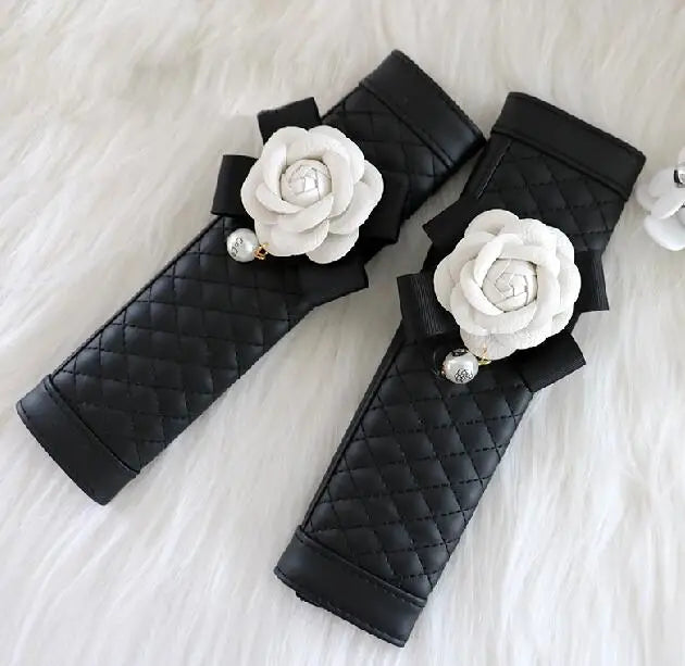 1/2pcs Camellia Flower Car Safety Seat Belt Cover Pu Leather Shoulder Pad Car Styling Seatbelt Cover Car Accessories for Women