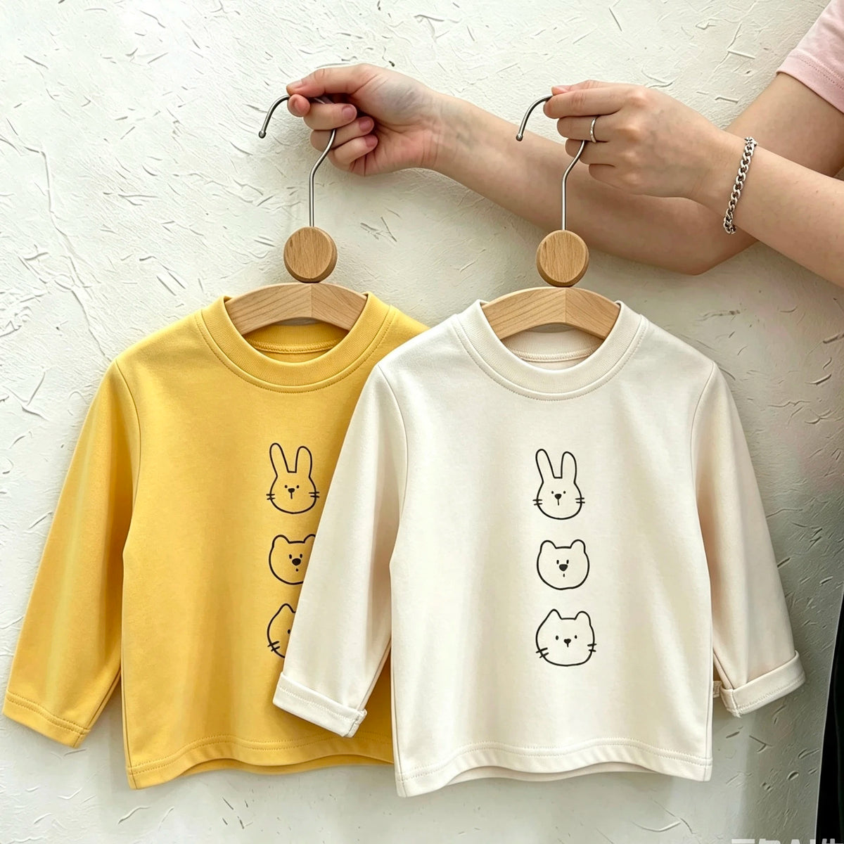 Long Sleeve Tshirt Spring Summer Clothing New Design Printed Tops Thin Pure Cotton Wear Kids Casual Loose Green Beige Tshirts